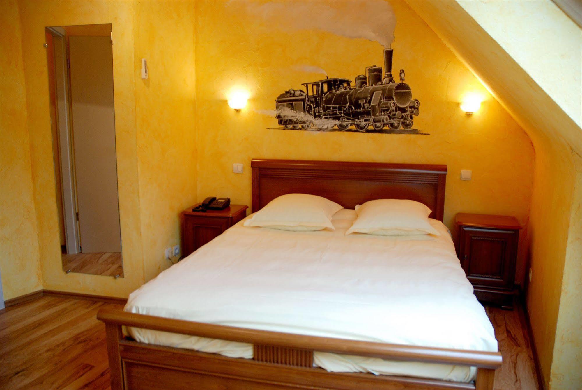 Hotel Champ Alsace Haguenau Ngoại thất bức ảnh
